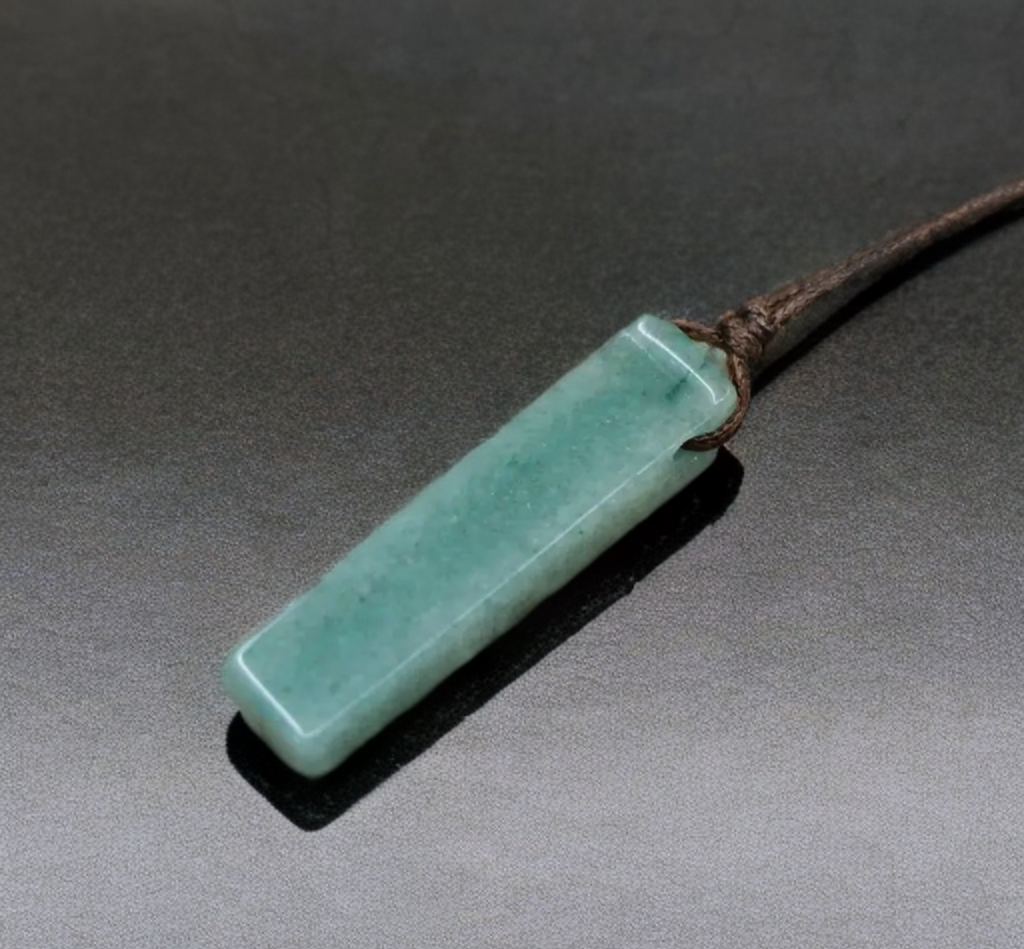 GREEN JADE PENDANT