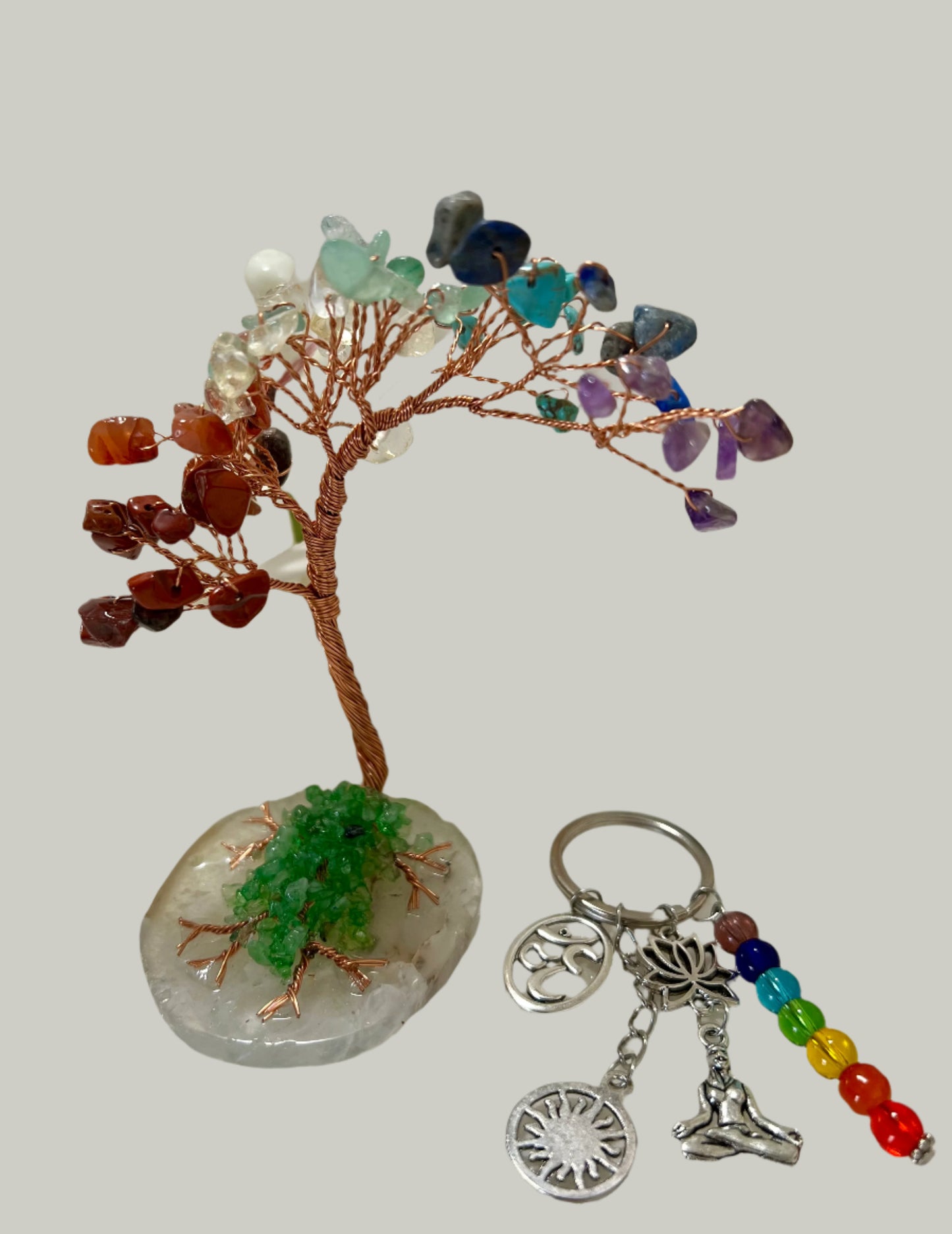 SEVEN CHAKRA TREE WITH KEYCHAIN