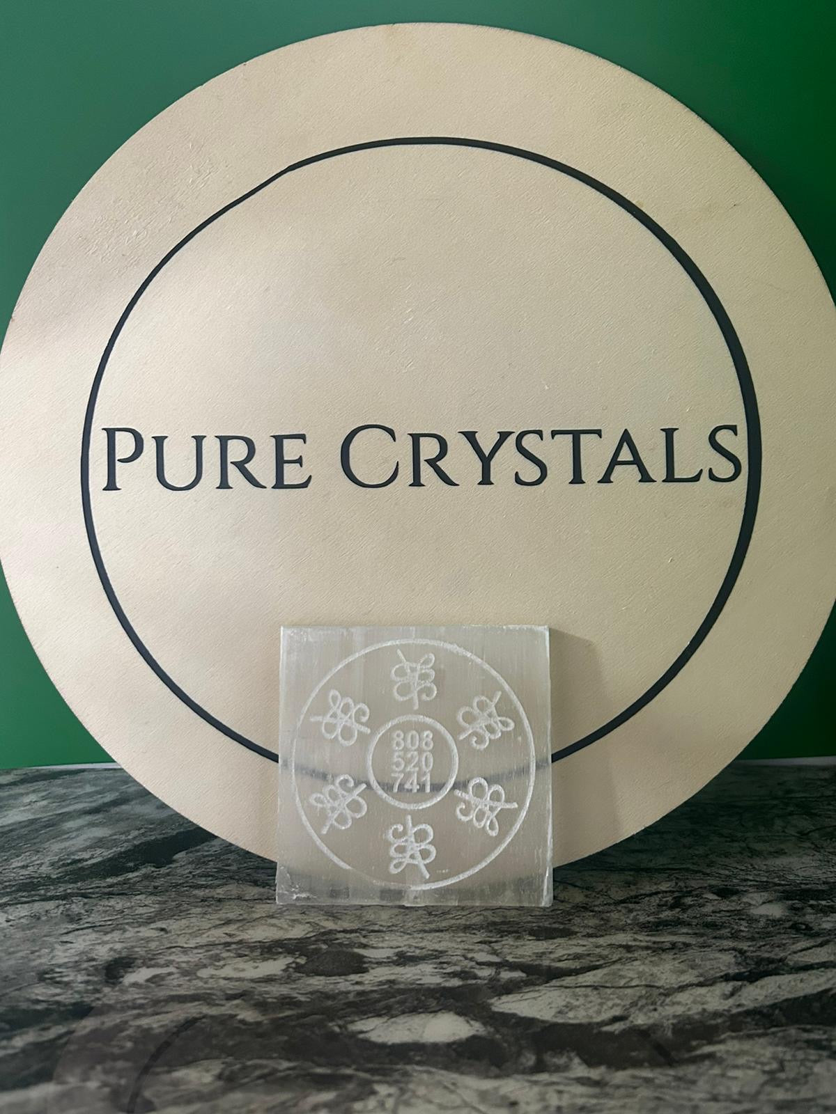 SELENITE CHARGING PLATE